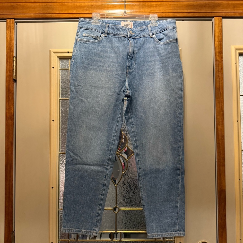 BDG Mid Rise Medium Wash Mom Jean